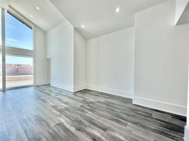 Building Photo - 3525 Normandy Ave