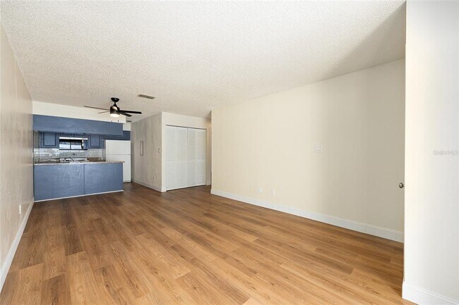 Building Photo - 3025 SE 55th Ave