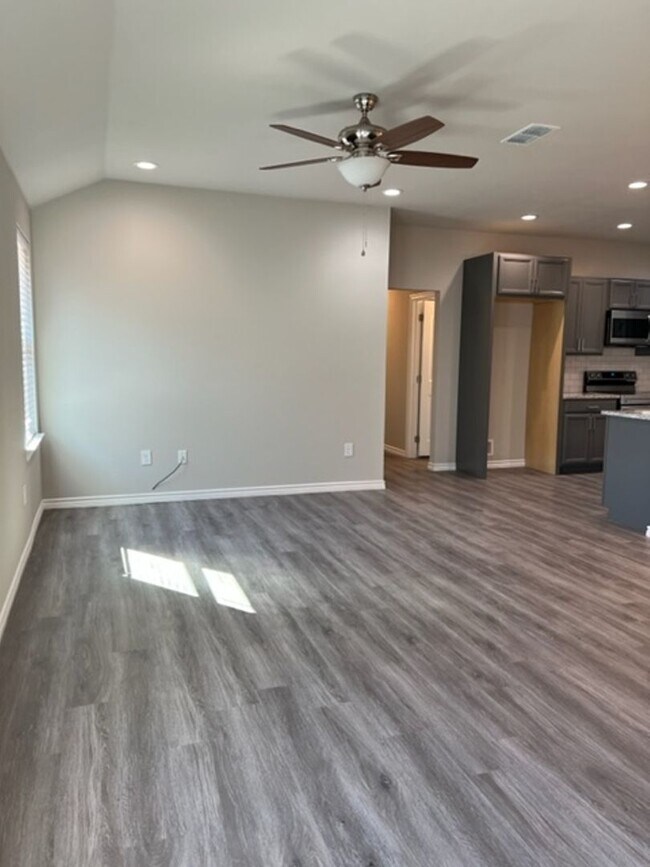 Building Photo - 2876 Melissa Ln