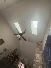 Building Photo - 113 Clubhouse Dr