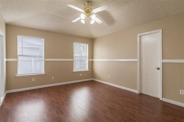 Building Photo - 841 McCully St