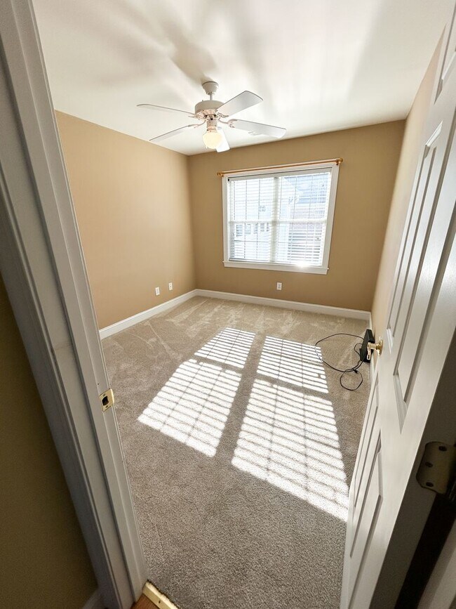 Building Photo - Golf-course views in Ocean Ridge | 3 bed + loft | 2.5 bath | 2-car garage