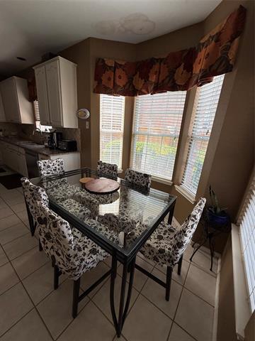 Building Photo - 9701 Royal Lytham Dr