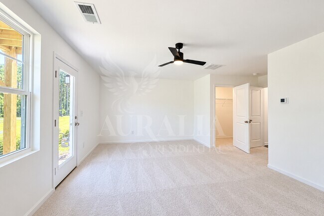 Building Photo - 3210 Gypsum Dr
