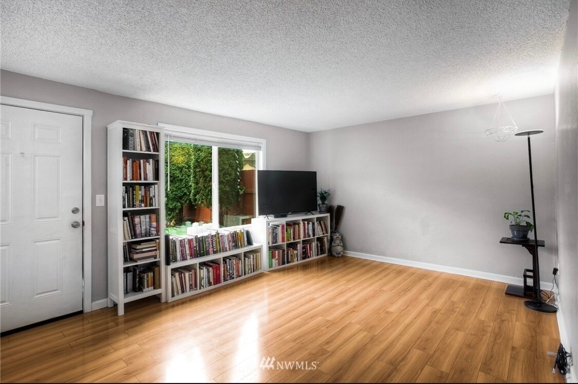 Building Photo - 10435 13th Avenue Ct S
