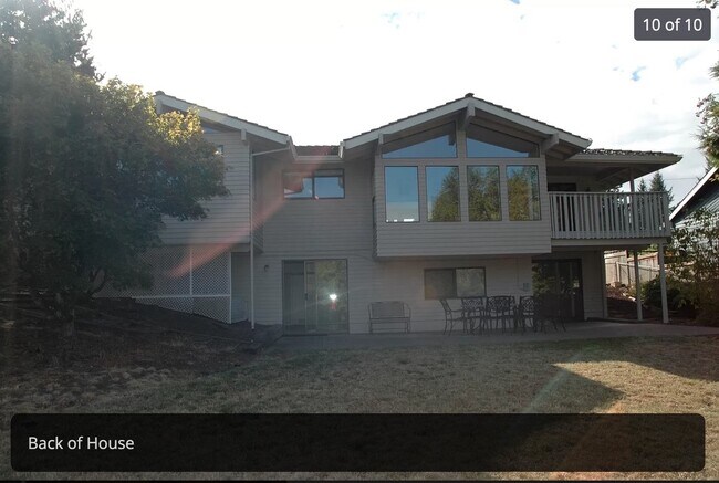 Building Photo - 19142 Suncrest Dr