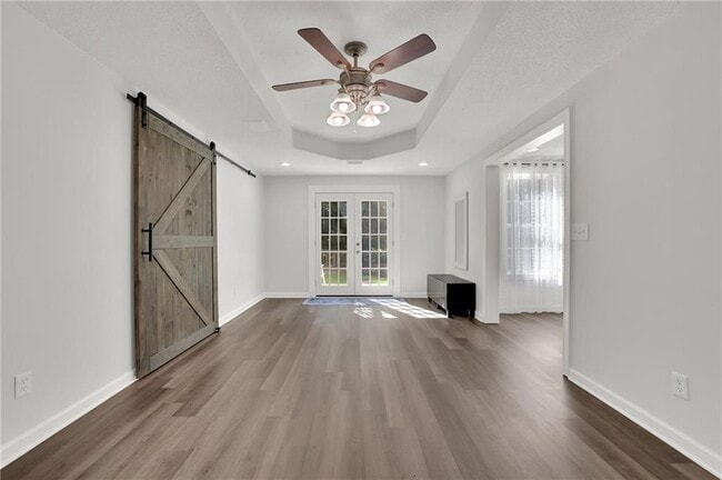 Building Photo - 520 Ruby Forest Pkwy