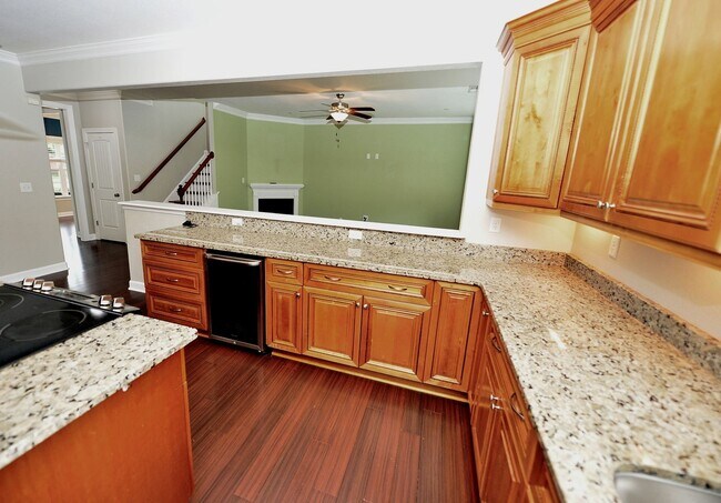 Building Photo - Just a few miles from NOB Navy Base and Ba...