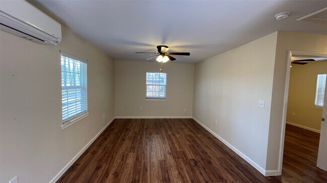 Building Photo - 2018 FM 1486