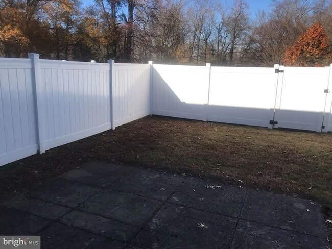 Building Photo - 2050 Nike Dr