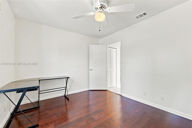 Building Photo - 7336 Granada Way