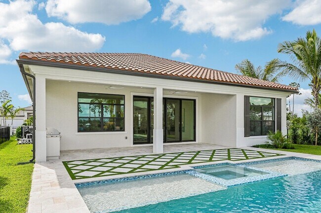 Building Photo - 13621 Le Christine Dr