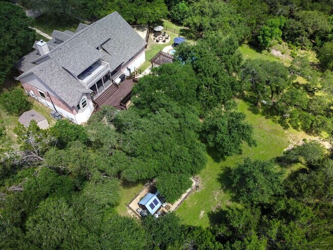 Building Photo - A Private Great Hills Estate on 1.32 Acres Backing to Protected Green Space **Fully Furnished**