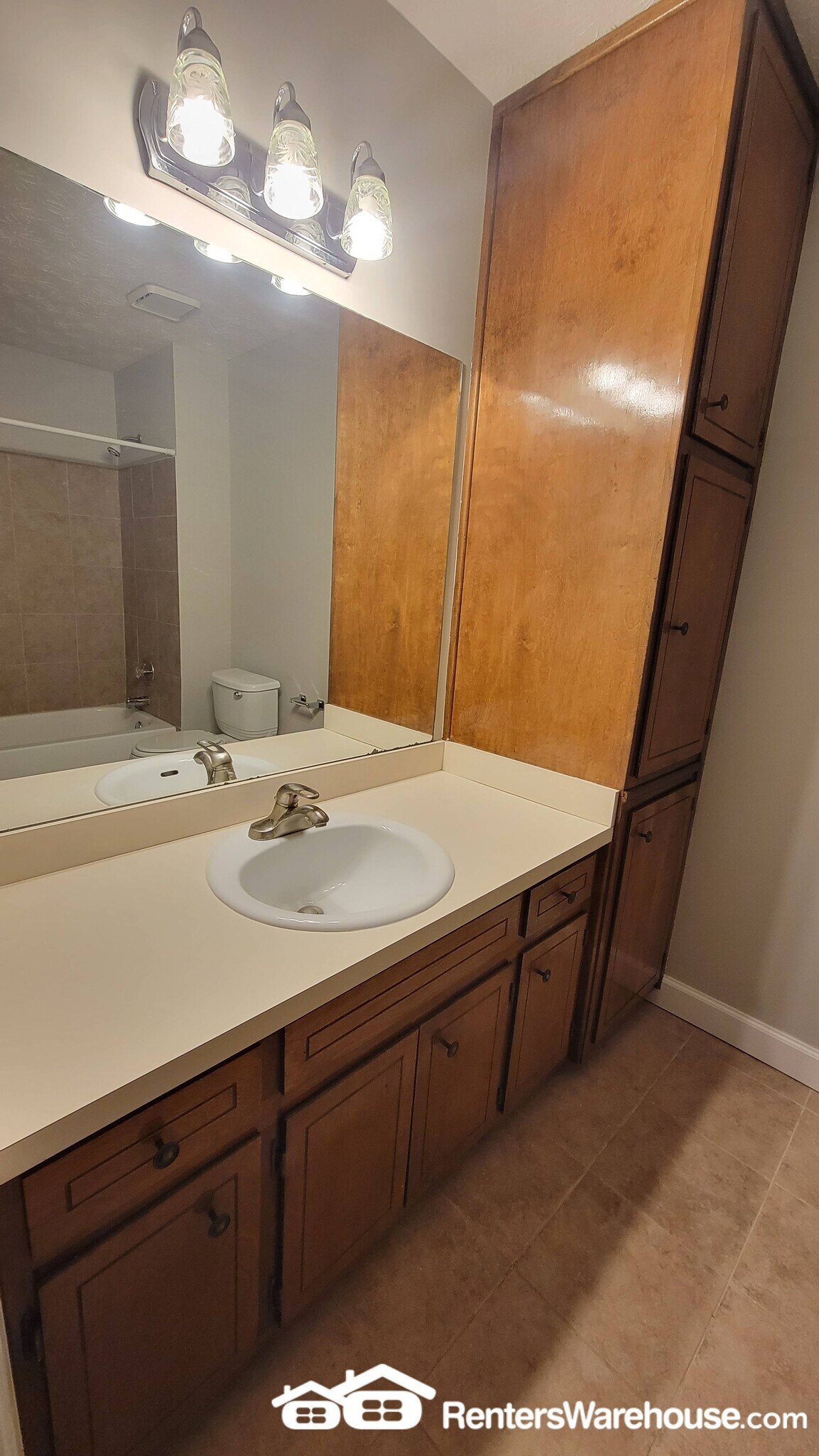 Building Photo - 2532 Mistletoe Ln SW