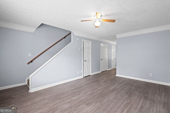 Building Photo - 356 N 19th St