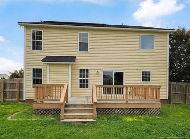 Building Photo - 76 Haywood St