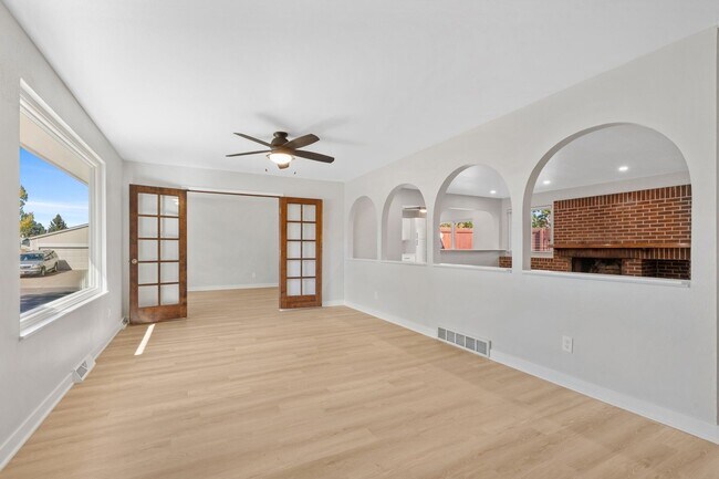 Building Photo - 4558 S Laredo St