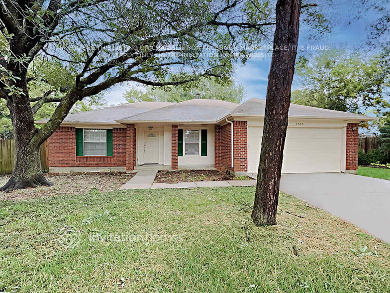 Primary Photo - 2606 Cloverfield Ct