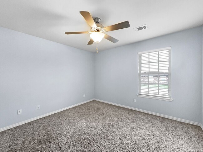 Building Photo - 2060 Kalei Ln