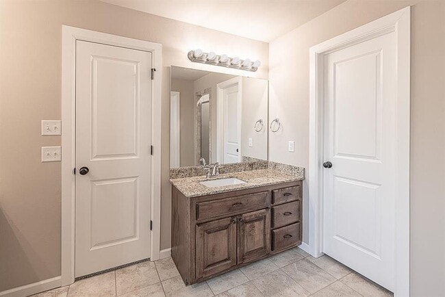Building Photo - 4528 Adobe Ct