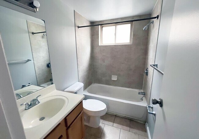 Primary Photo - 545 Lowell Ave