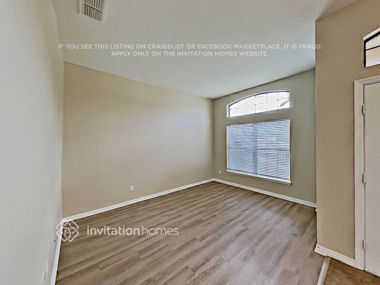 Building Photo - 1714 Garden View St