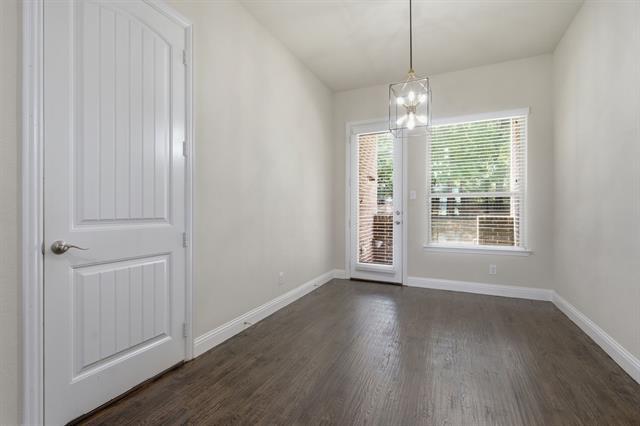 Building Photo - 2533 Gramercy Park Dr