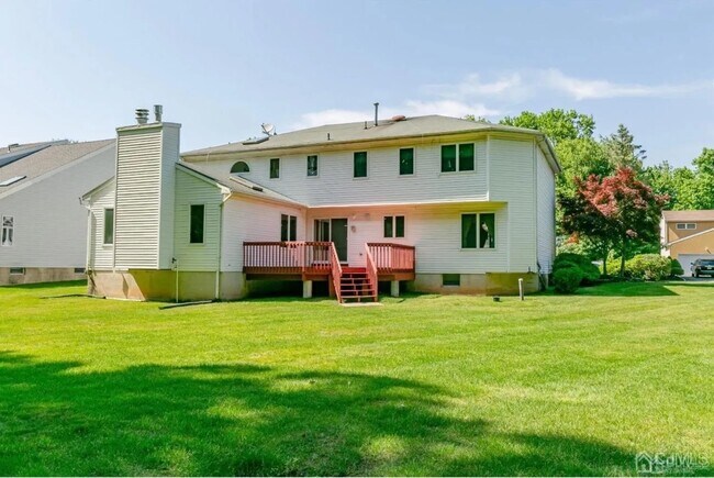 Building Photo - 11 Gallo Way