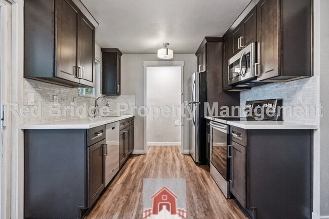 Building Photo - 3440 SE 8th Ave