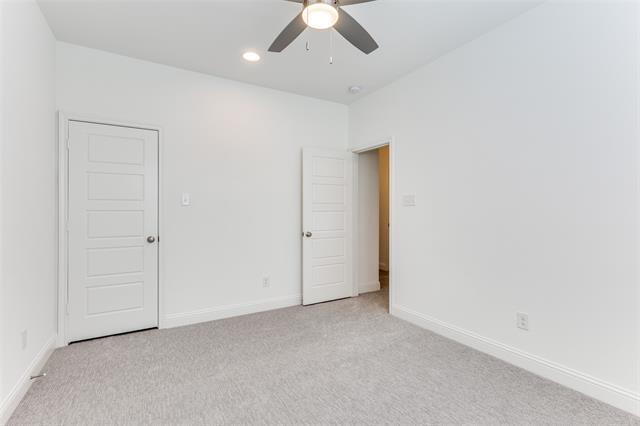 Building Photo - 6344 Oakbend Cir
