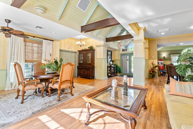 Building Photo - 1345 Crystal Way