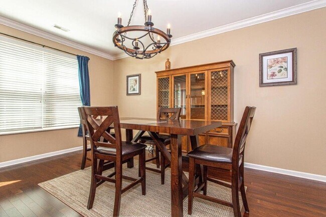 Building Photo - Farragut 37934 -  3 bedroom, 2.5 bath home...