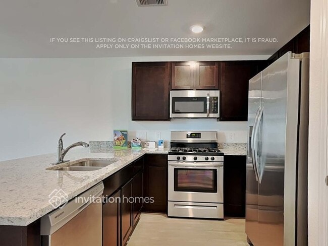 Building Photo - 24150 Sundown Vw Ln