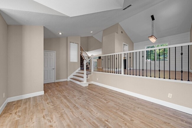 Building Photo - 3 Bedroom Folsom Home with Updated Kitchen, Pool and 3-Car Garage!