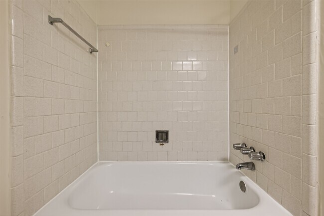 Building Photo - 6375 S Briar Bayou Dr