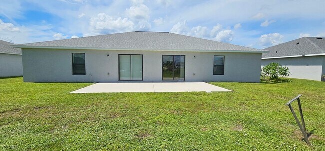Building Photo - 2821 Skyline Blvd