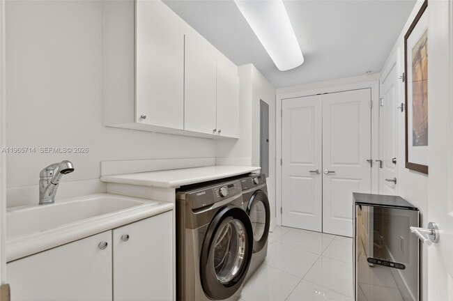 Building Photo - 1 N Ocean Blvd