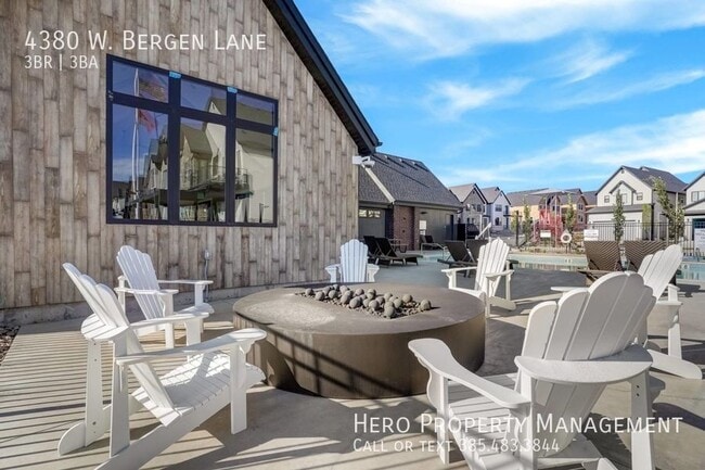 Building Photo - 4380 Bergen Ln