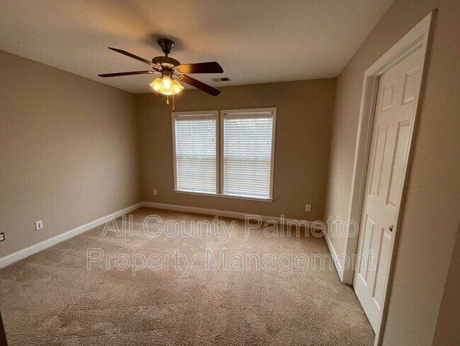 Building Photo - 4168 Veritas St
