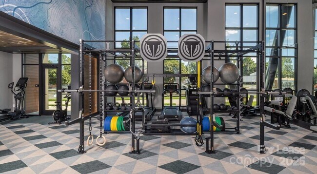 Building Photo - 2220 Wilkinson Blvd