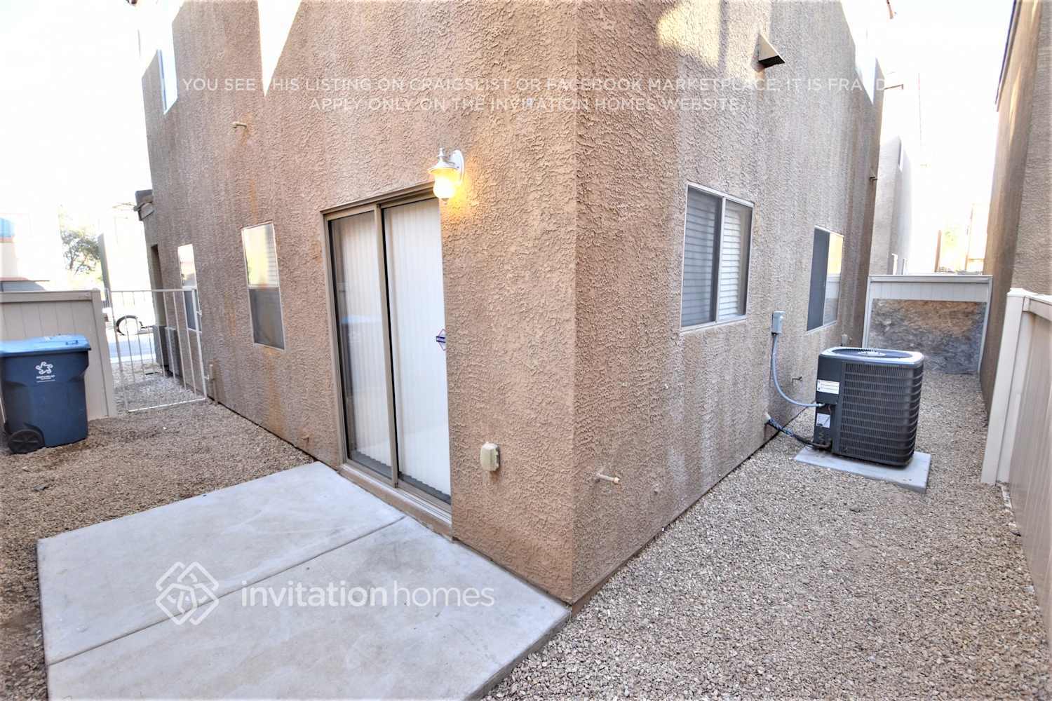 Building Photo - 2868 Canonero St