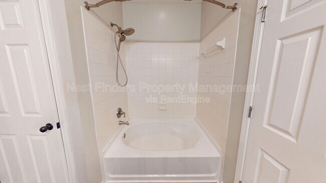 Building Photo - 5663 Greenland Rd