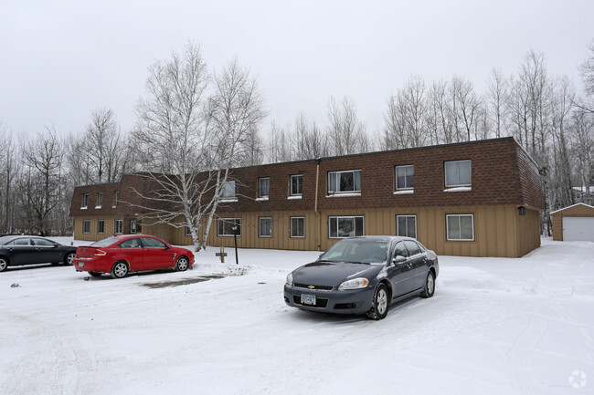 Building Photo - Kenwood Apartments