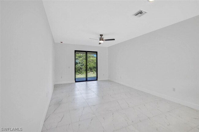 Building Photo - 430-432 Bell Blvd