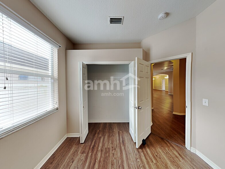 Building Photo - 6648 Thackston Dr