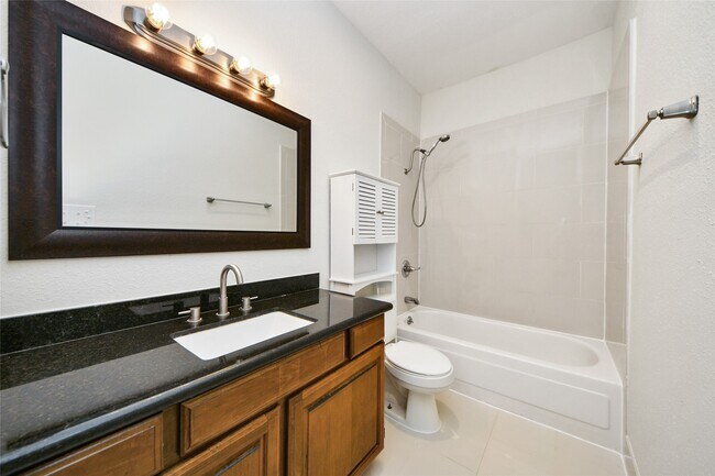 Building Photo - 2400 N Braeswood Blvd