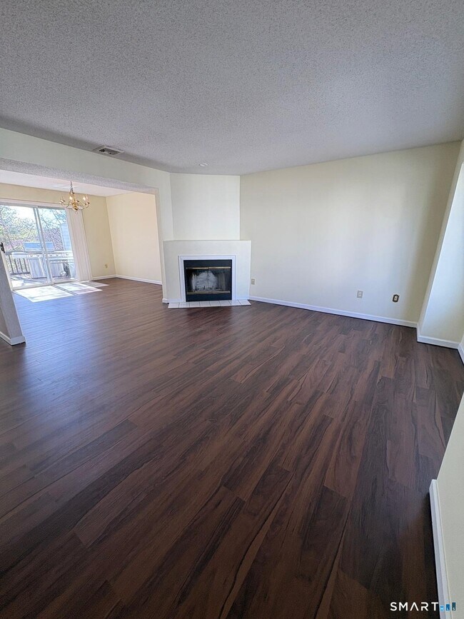 Building Photo - 10 South St