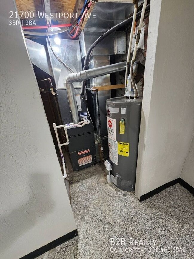 Building Photo - 21700 Westport Ave