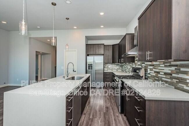 Building Photo - 3375 Ullman St