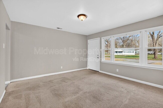 Building Photo - 12035 Krenning Ln